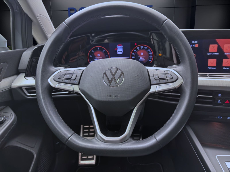 Bild 11: Volkswagen Golf 2.0 TDI DSG MOVE PANO AHK NAVI KAMERA