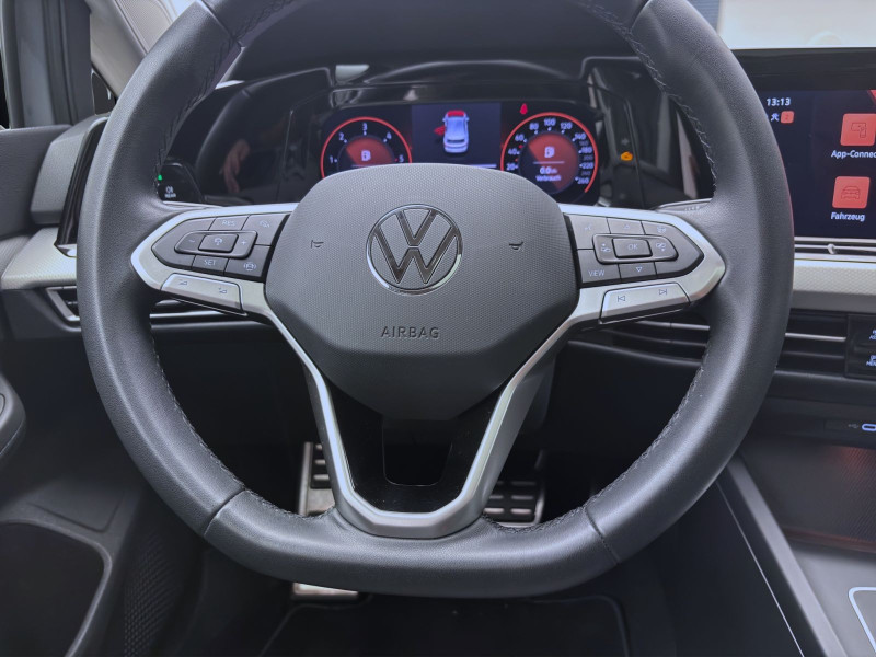 Bild 12: Volkswagen Golf 2.0 TDI DSG MOVE PANO AHK NAVI KAMERA
