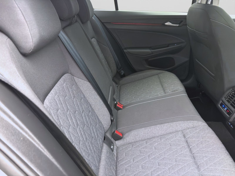 Bild 15: Volkswagen Golf 2.0 TDI DSG MOVE PANO AHK NAVI KAMERA