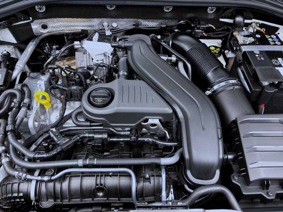 Thumb 18: Volkswagen T-Roc Cabriolet 1.5 TSI DSG ENERGY KAMERA APP-CONNECT PDC