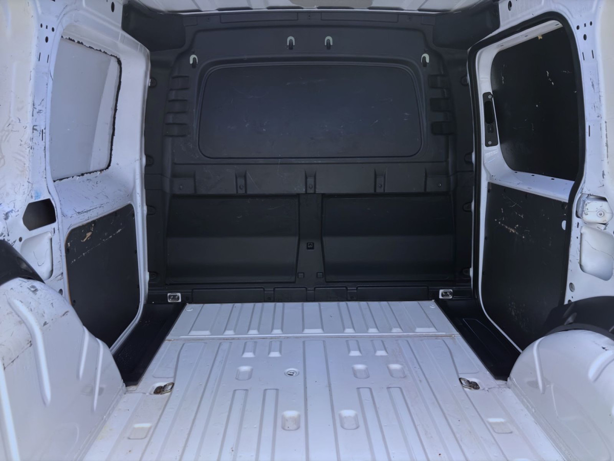 Thumb 3: Volkswagen Caddy Cargo 2.0 TDI PDC SITZHZG DAB+