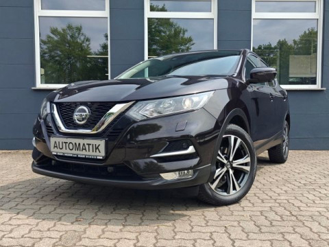 Automodell: Qashqai in der Farbe violett
