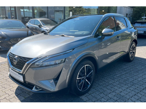 Automodell: Qashqai in der Farbe grau