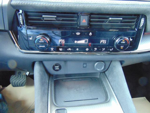 Ansicht 18 - Gebrauchtwagen Fahrzeug, Modell Qashqai der Marke Nissan von Verkäufer Autohaus Kohlmann GmbH & Co. KG