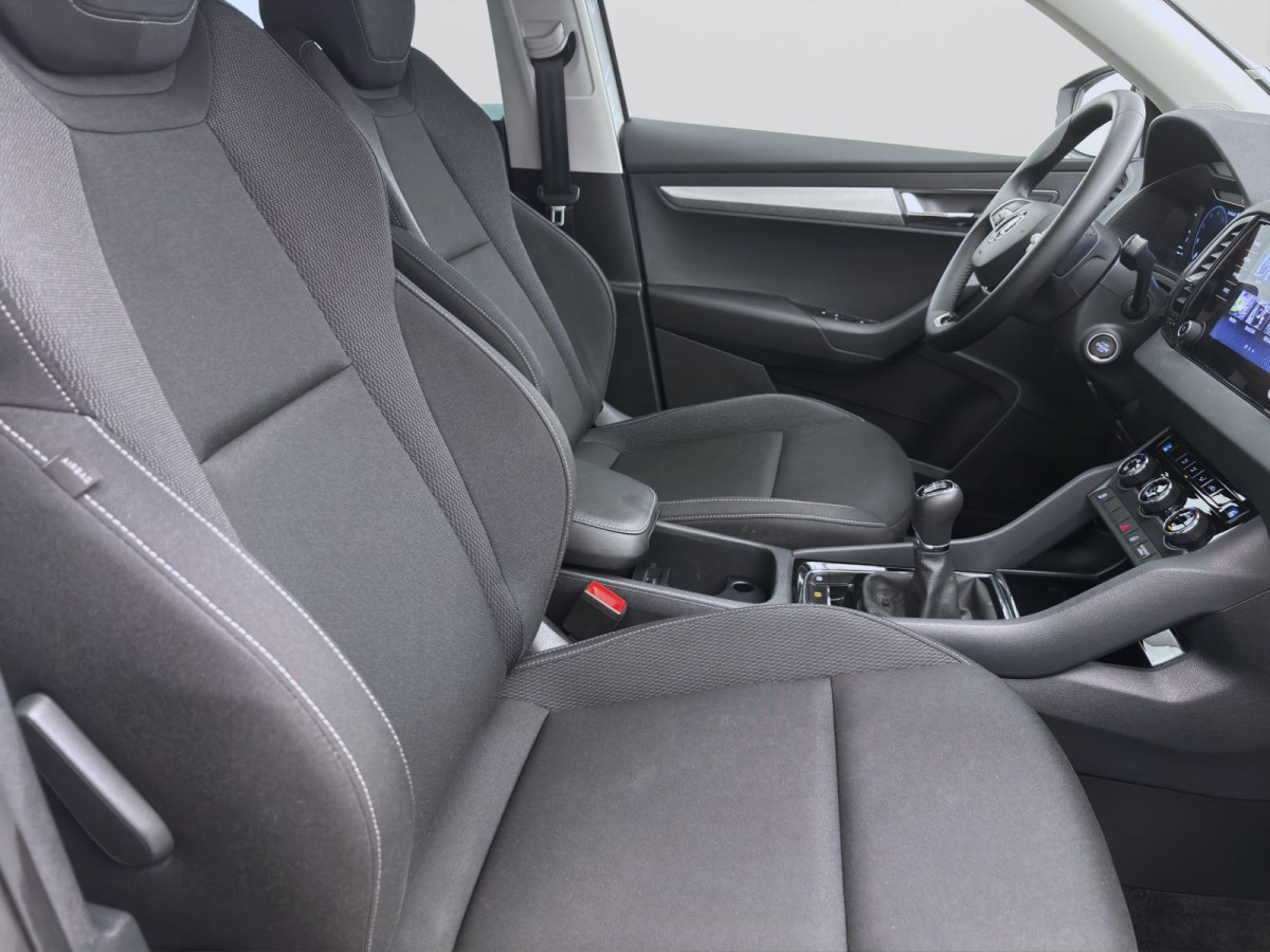 Thumb 15: Škoda Karoq 1.5 TSI SELECTION AHK NAVI PDC KLIMA