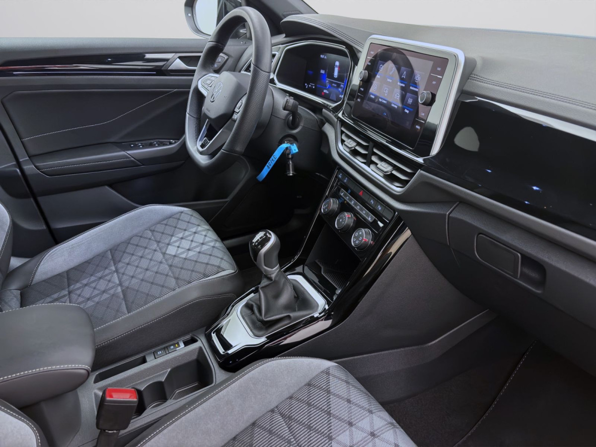 Thumb 17: Volkswagen T-Roc 1.0 TSI R-LINE KAMERA SITZHZG PDC KLIMA