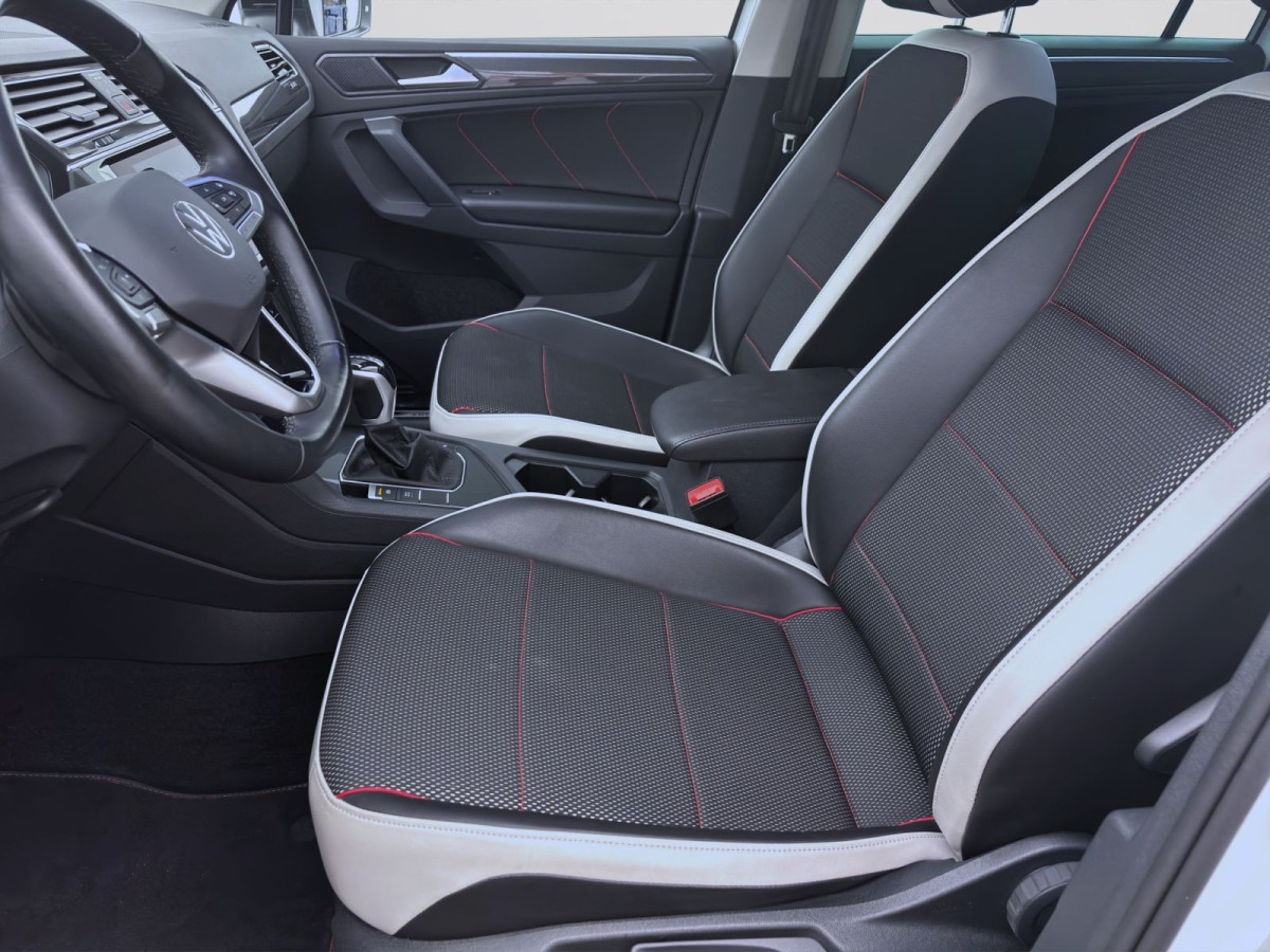 Thumb 9: Volkswagen Tiguan 2.0 TDI DSG LIFE AHK NAVI SITZHZG PDC