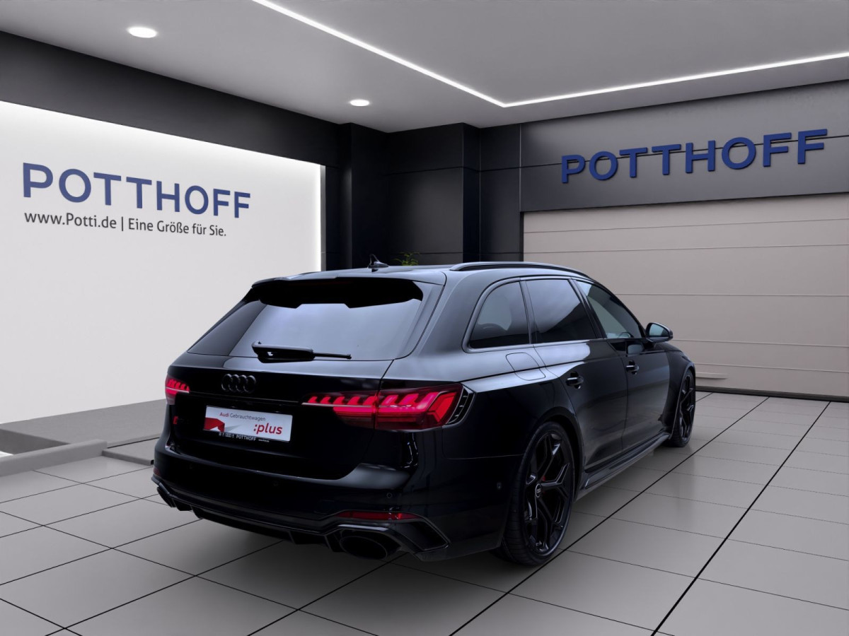 Thumb 5: Audi RS4 Avant Q COMPETITION PLUS PANO B&O NAVI+ AHK