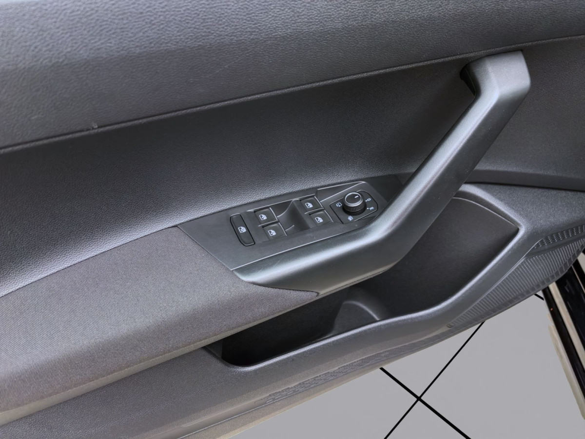 Thumb 10: Volkswagen Taigo 1.0 TSI R-LINE IQ.LIGHT KAMERA LM17 PDC