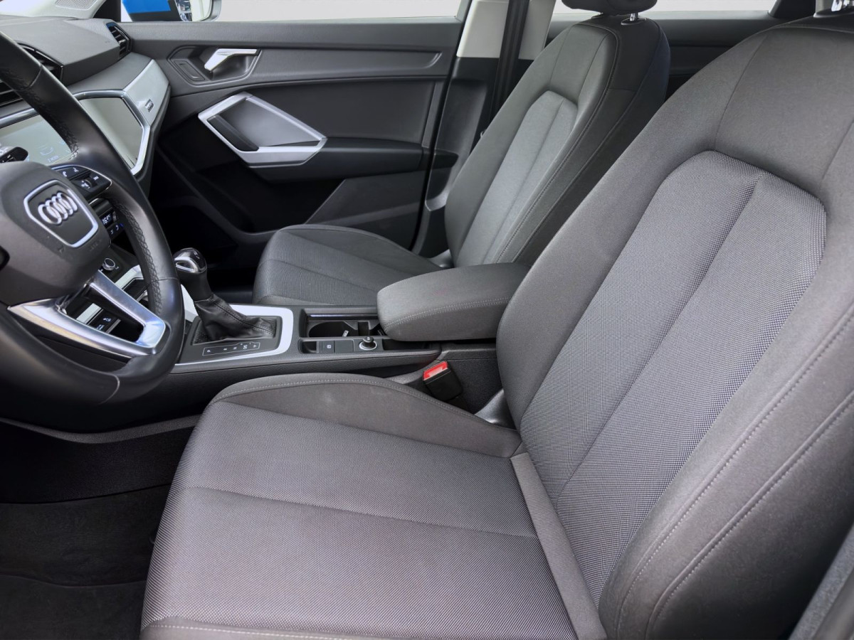 Thumb 9: Audi Q3 Sportback 40 TFSI Q S LINE NAVI PDC SITZHZG LM18