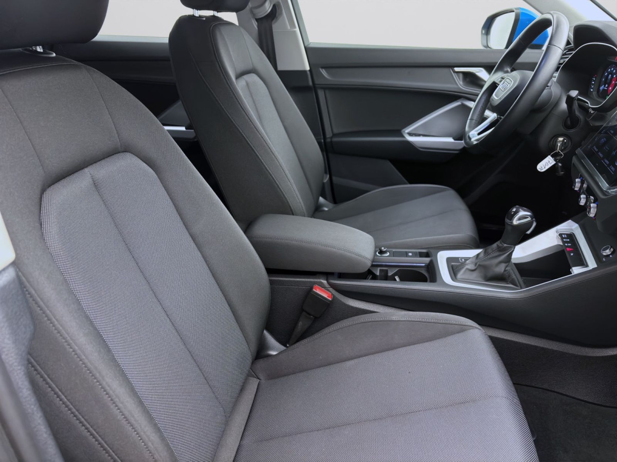 Thumb 16: Audi Q3 Sportback 40 TFSI Q S LINE NAVI PDC SITZHZG LM18