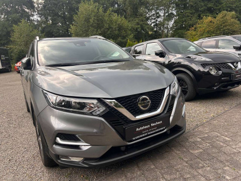 Automodell: Qashqai in der Farbe grau
