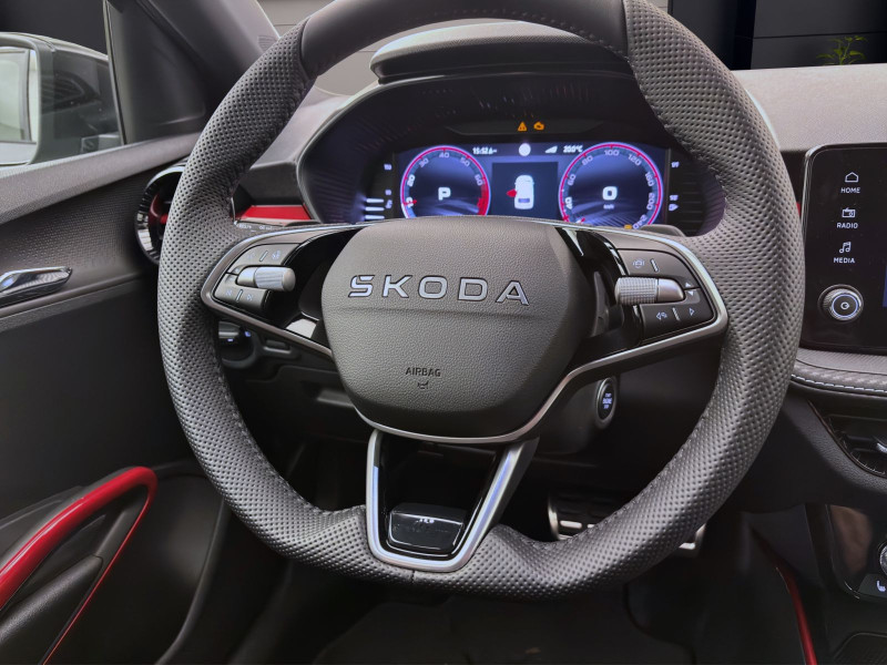 Bild 11: Škoda FABIA MONTE CARLO DSG KAM LED PDC WINTER+ SMARTL