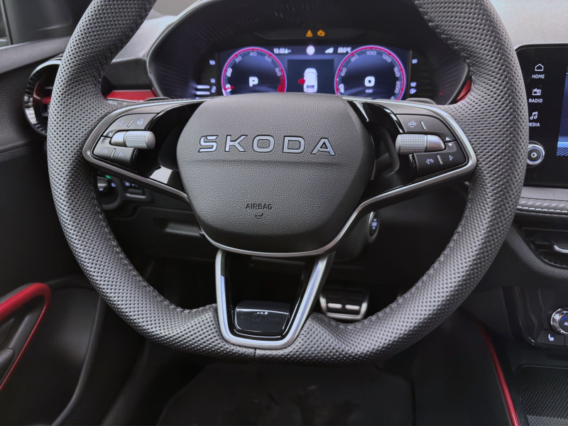 Bild 12: Škoda FABIA MONTE CARLO DSG KAM LED PDC WINTER+ SMARTL