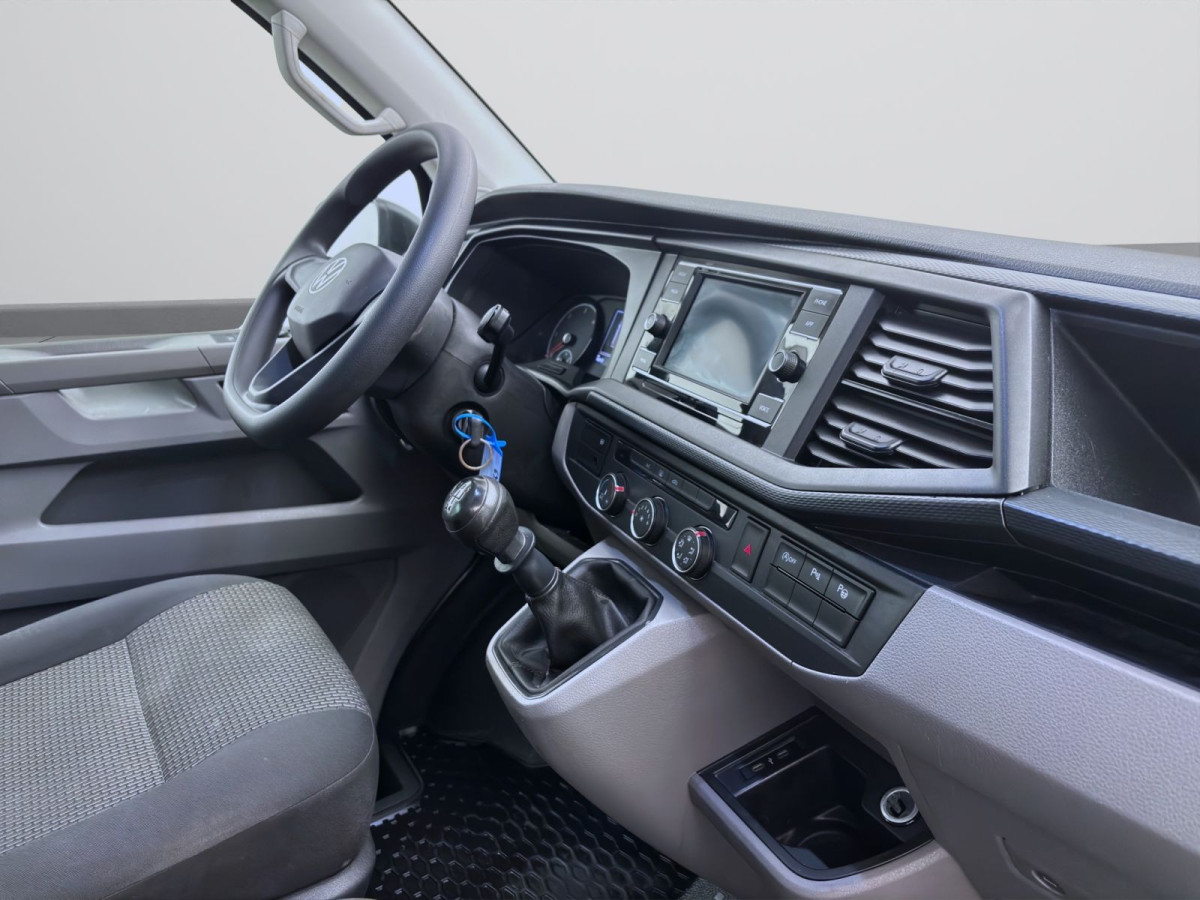 Thumb 16: Volkswagen T6.1 Transporter Kombi 2.0 TDI FWD PDC KAMERA CLIMATIC