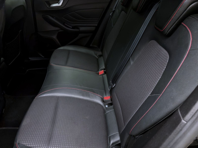 Bild 15: Ford Focus Turnier 1.0 EcoBoost ST-LINE NAVI KAMERA SITZHZG PDC