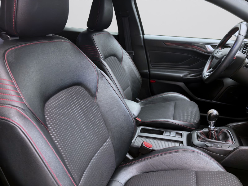 Bild 16: Ford Focus Turnier 1.0 EcoBoost ST-LINE NAVI KAMERA SITZHZG PDC