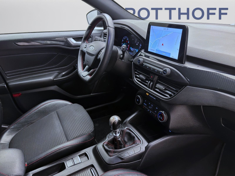Bild 17: Ford Focus Turnier 1.0 EcoBoost ST-LINE NAVI KAMERA SITZHZG PDC
