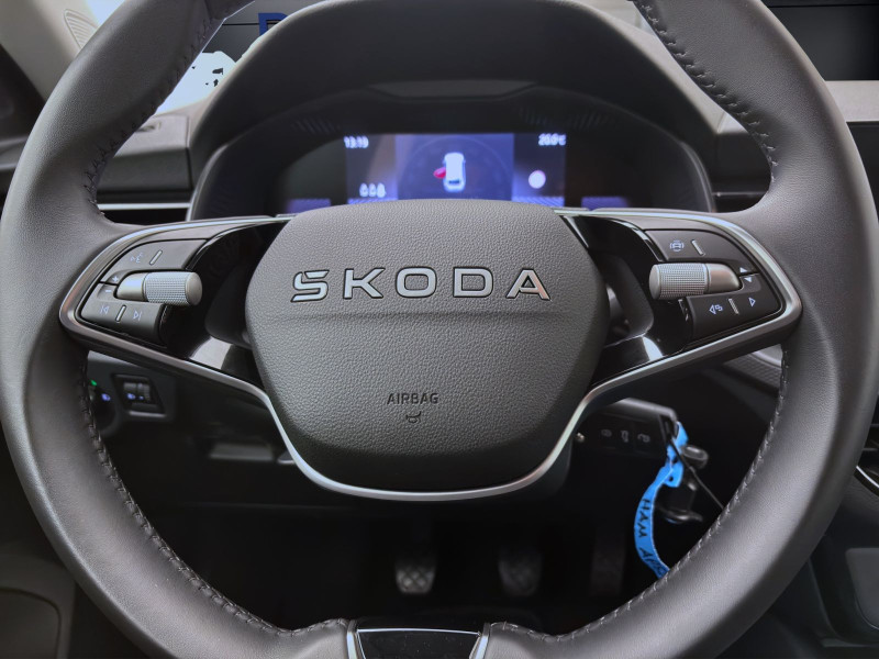 Bild 12: Škoda Scala 1.0 TSI ESSENCE SITZHZG PDC KLIMA LED