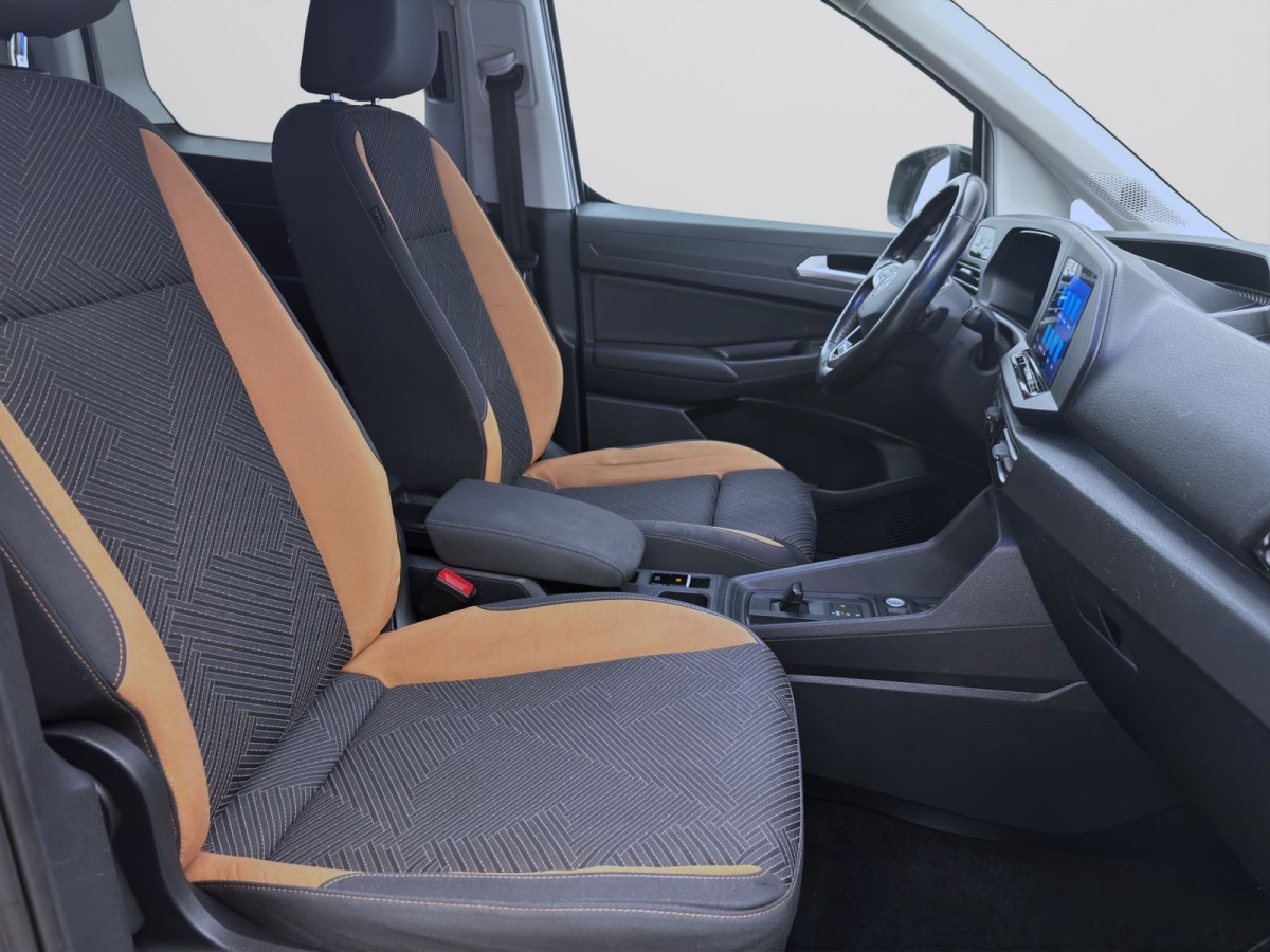 Thumb 15: Volkswagen Caddy 1.5 TSI DSG PANAMERICANA STDHZG NAVI KAMERA