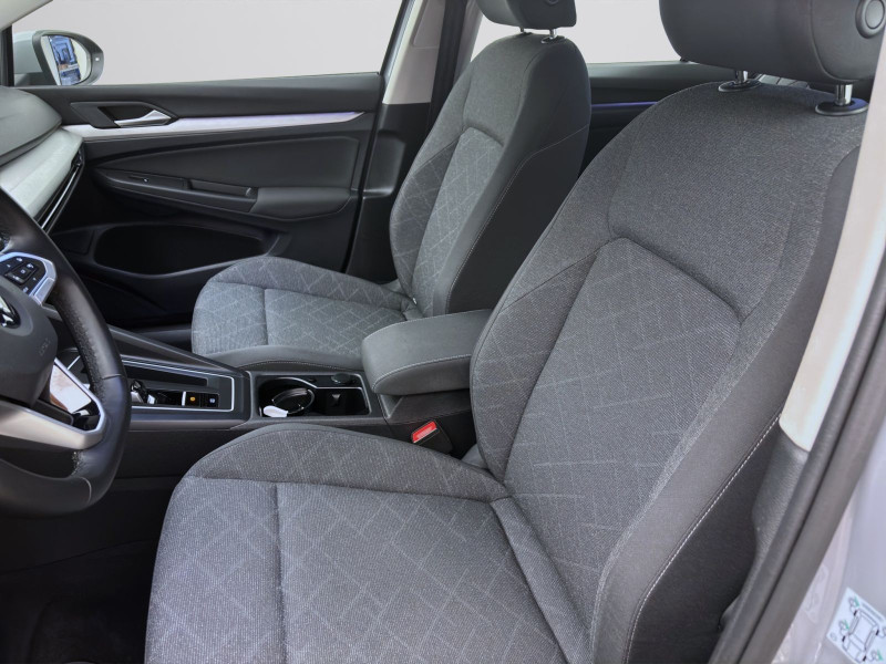 Bild 9: Volkswagen Golf 1.0 eTSI DSG LIFE NAVI KLIMA PDC SHZG