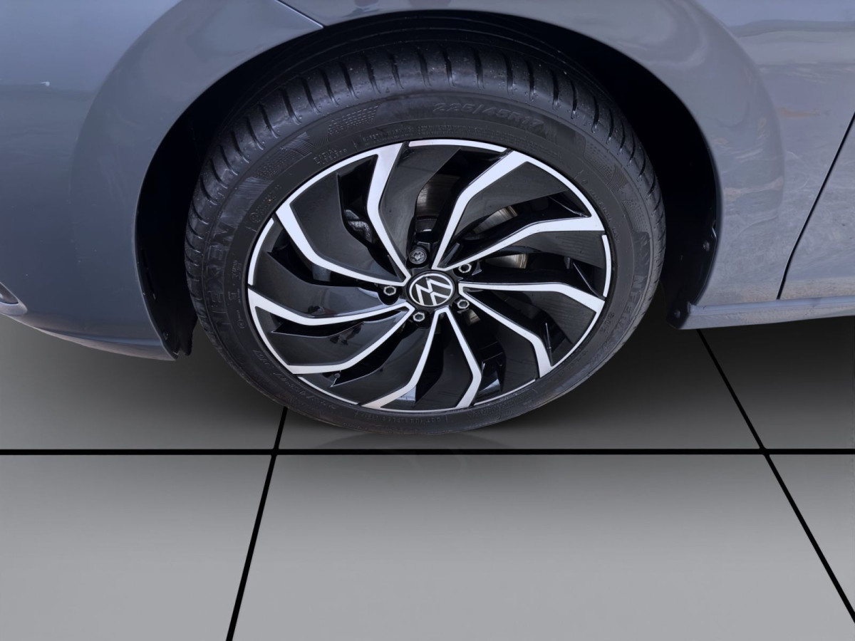 Thumb 8: Volkswagen Golf 2.0 TDI DSG MOVE PANO KAMERA NAVI PDC