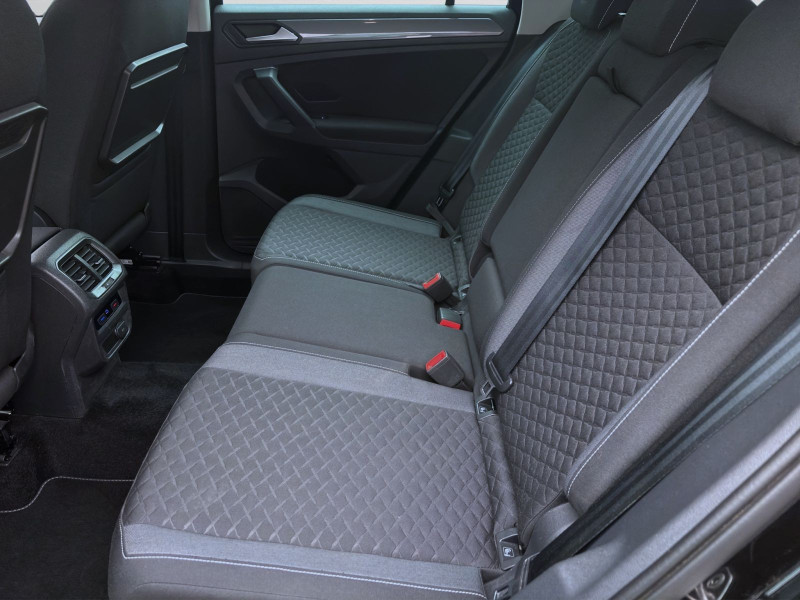 Bild 15: Volkswagen Tiguan 2.0 TDI DSG JOIN NAVI AHK PDC SITZHZG