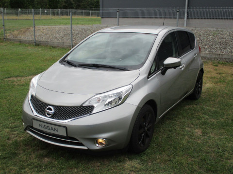 Automodell: Note in der Farbe silber