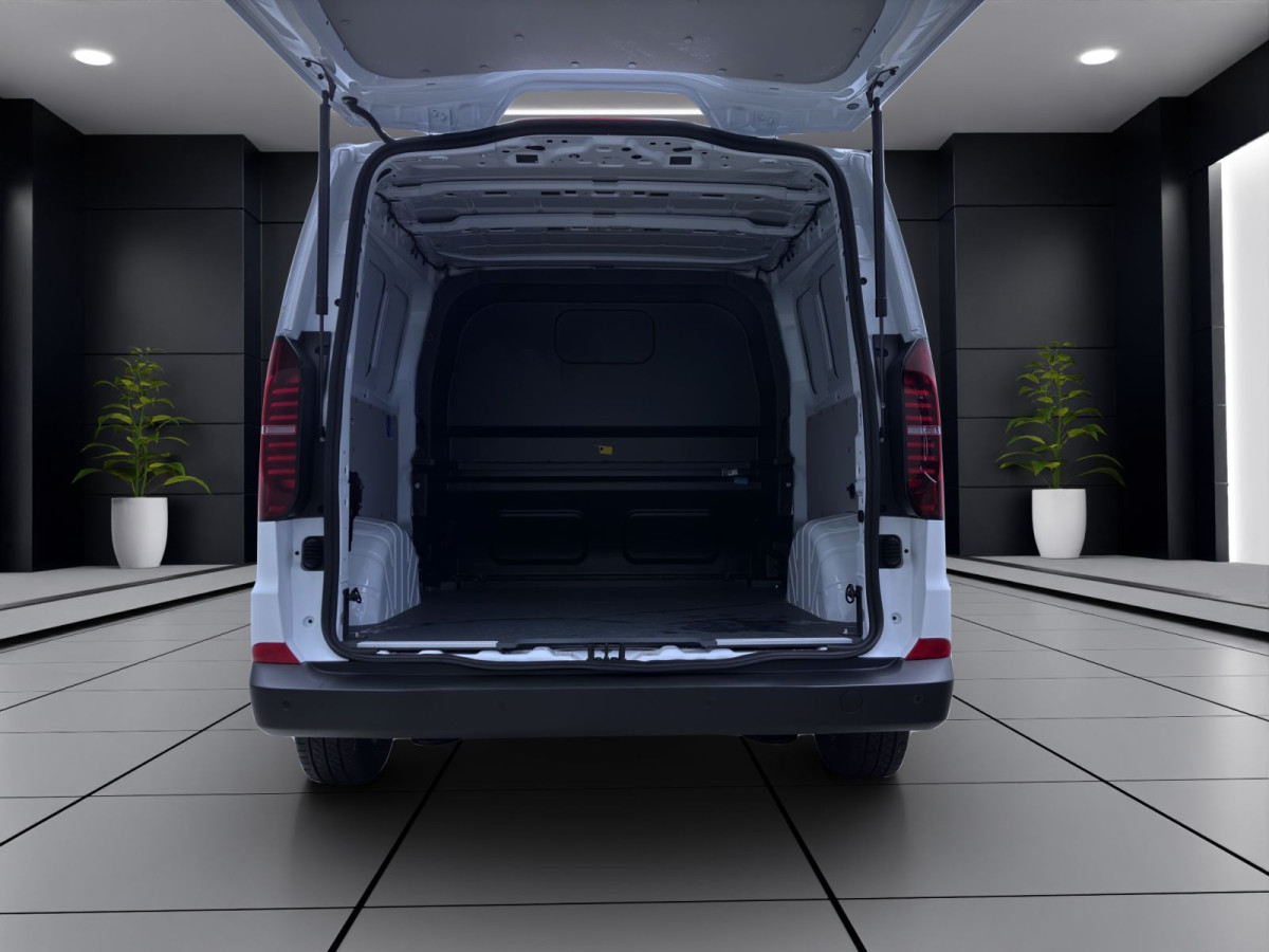 Thumb 4: Volkswagen T7 Transporter KastenwagenPlus 2,0 TDI Sofort Verfügbar