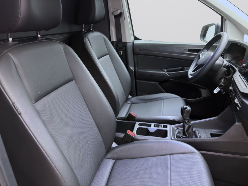 Bild 14: Volkswagen Caddy Cargo 2.0 TDI SITZHZG PDC DAB+ GANZJR