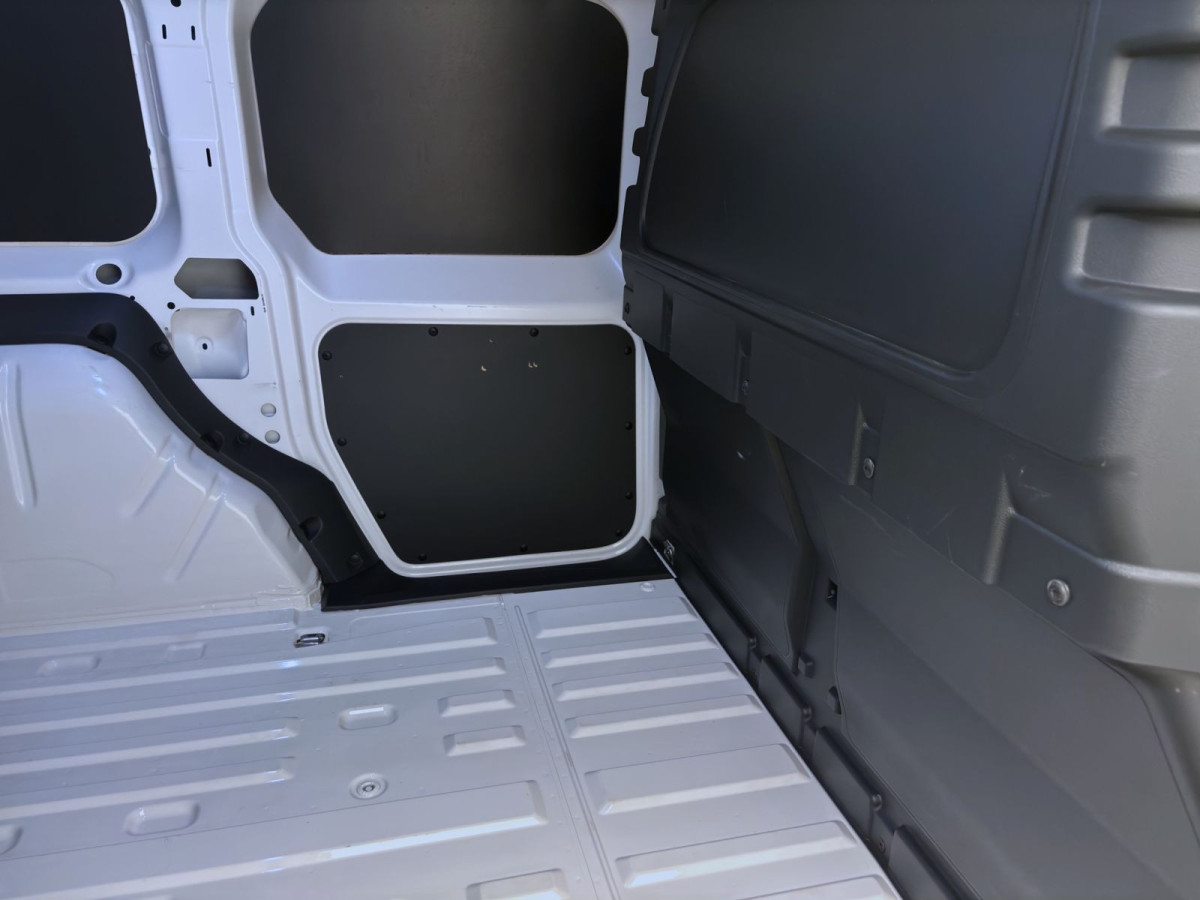 Thumb 18: Volkswagen Caddy Cargo 2.0 TDI SITZHZG PDC DAB+ GANZJR