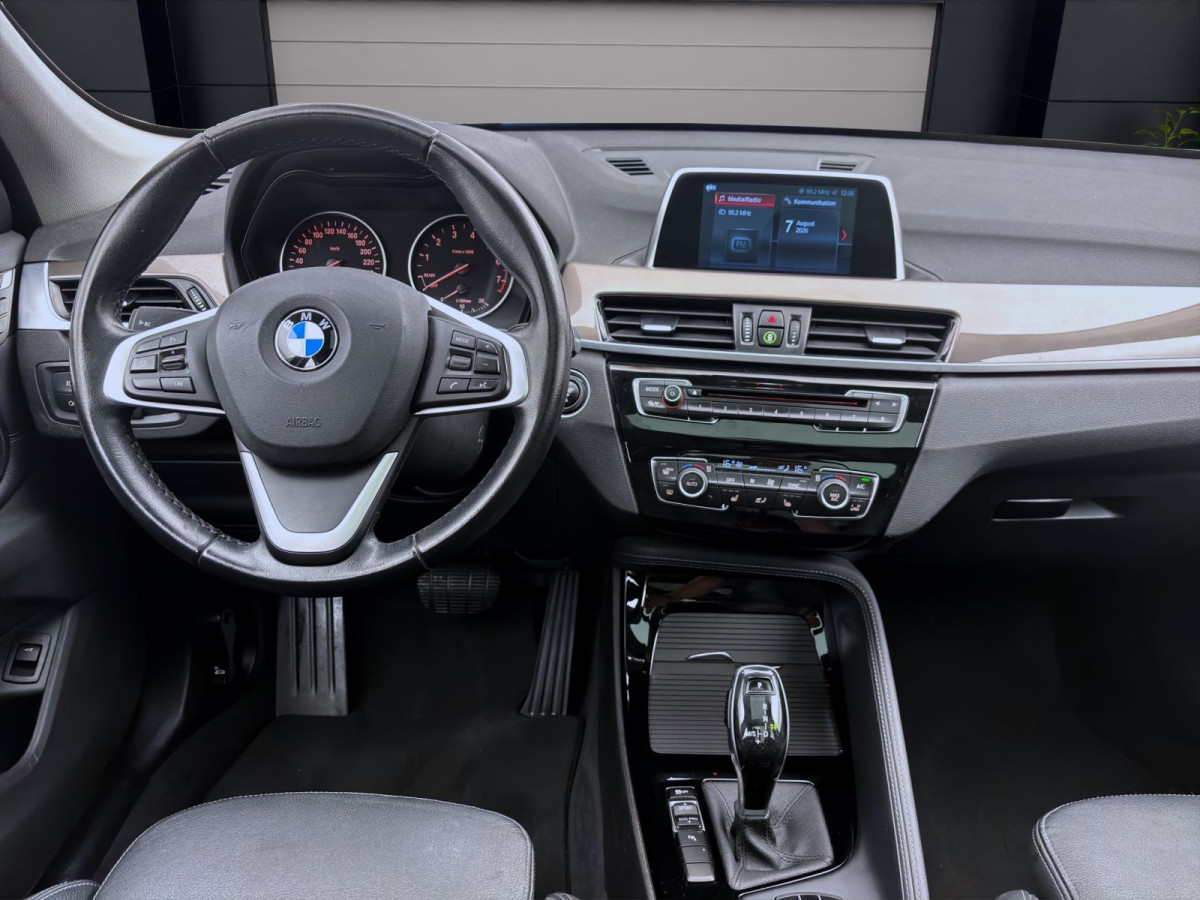 Thumb 13: BMW X1 sDrive 18i XLINE PANO SITZHZG NAVI PDC