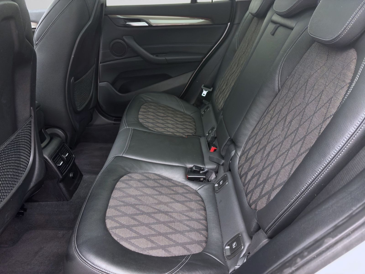 Thumb 15: BMW X1 sDrive 18i XLINE PANO SITZHZG NAVI PDC