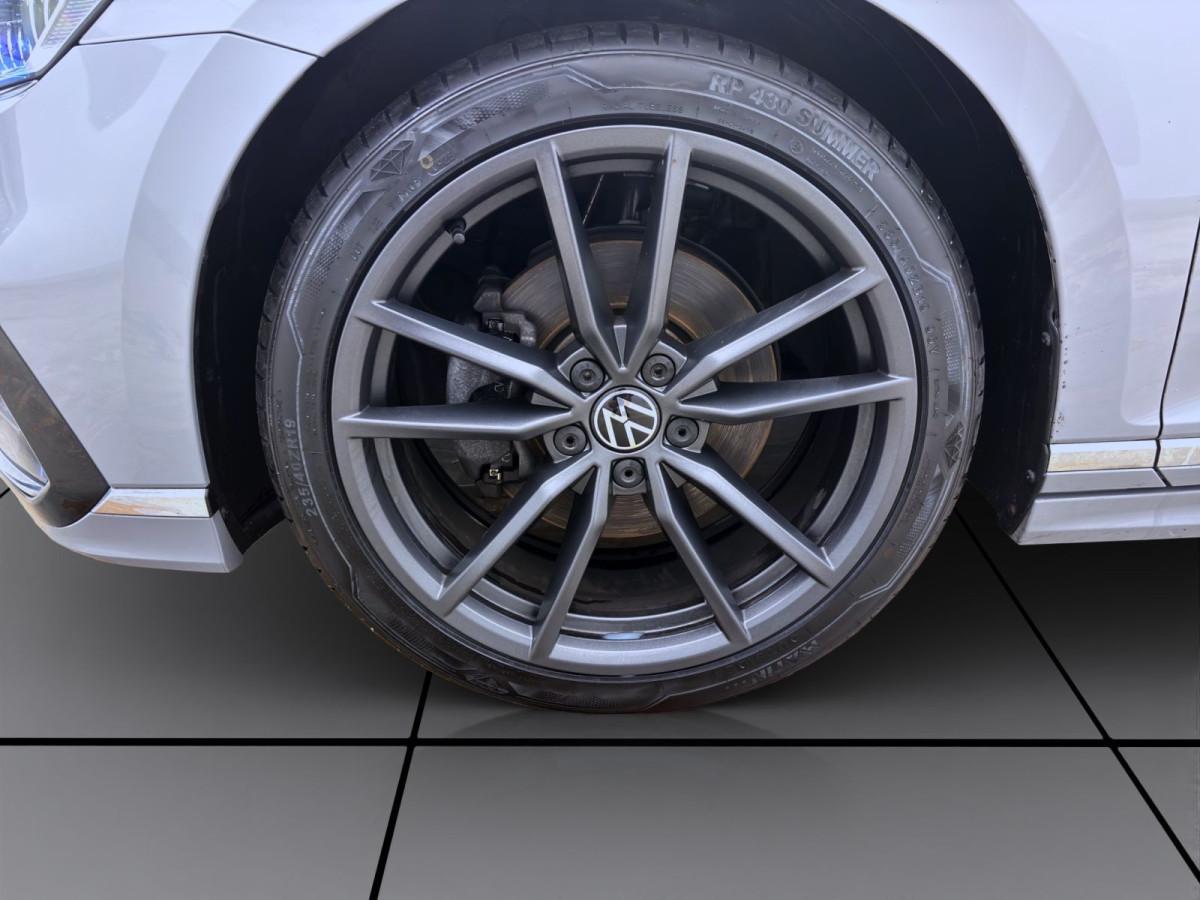 Thumb 8: Volkswagen Passat Variant 2.0 TDI DSG 4M R-LINE AHK KAMERA NAVI PDC