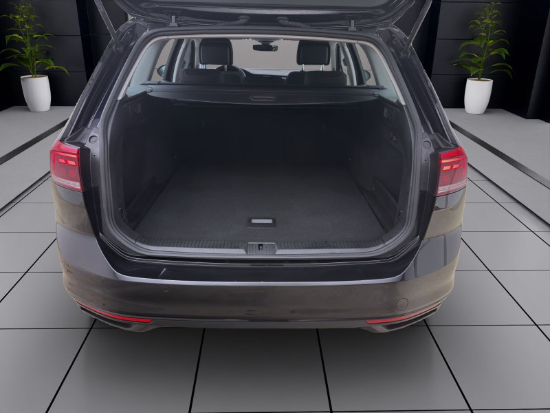 Bild 4: Volkswagen Passat Variant 2.0 TDI DSG BUSINESS AHK KAMERA NAVI PDC