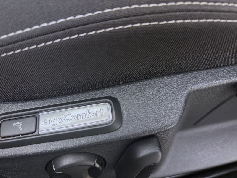 Bild 18: Volkswagen Passat Variant 2.0 TDI DSG BUSINESS AHK KAMERA NAVI PDC