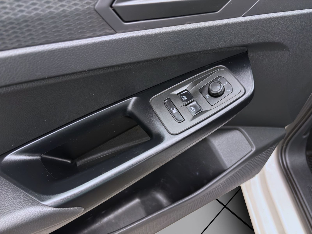 Thumb 9: Volkswagen Caddy Cargo 2.0 TDI SITZHZG PDC DAB+ GANZJR