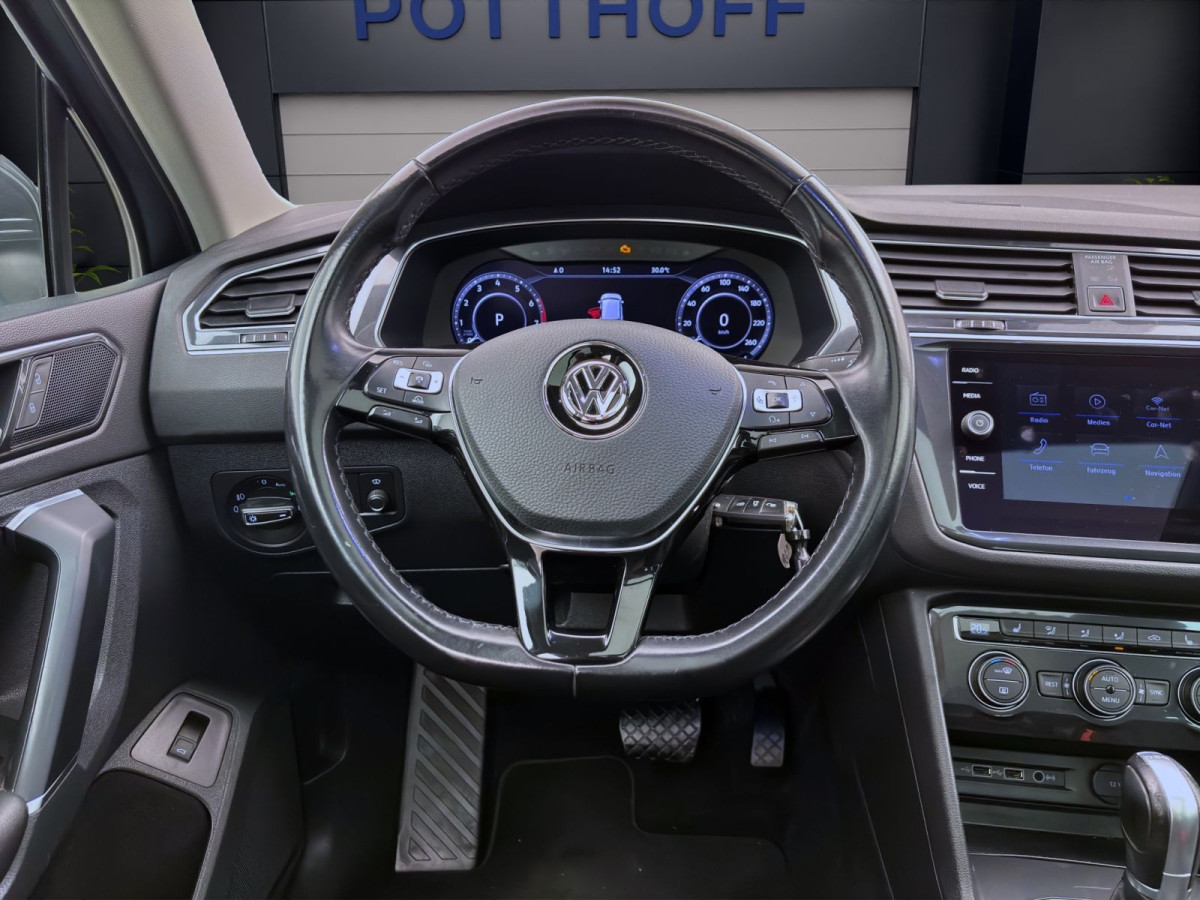 Thumb 11: Volkswagen Tiguan 2.0 TSI DSG 4M R-LINE PANO AHK NAVI PDC