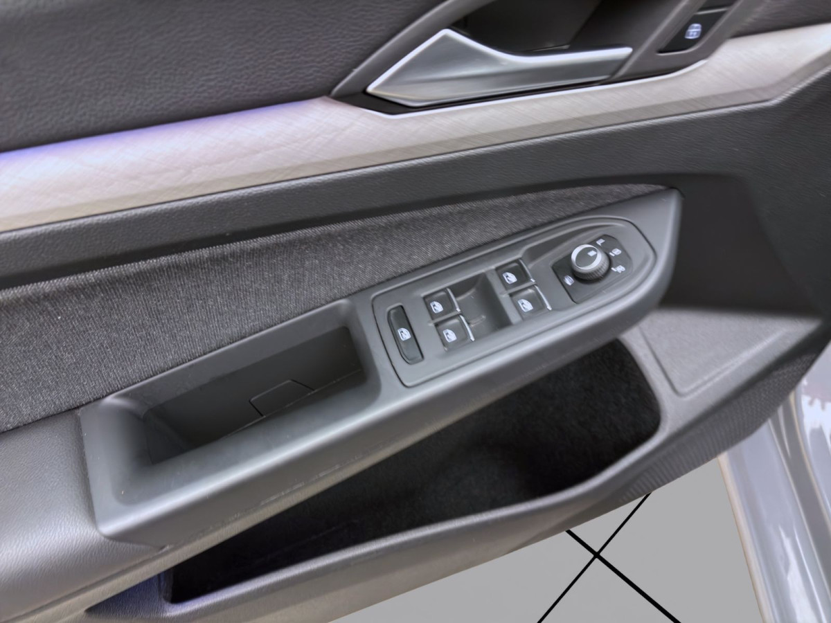 Thumb 10: Volkswagen Golf Variant 1.0 TSI LIFE AHK KAMERA NAVI PDC