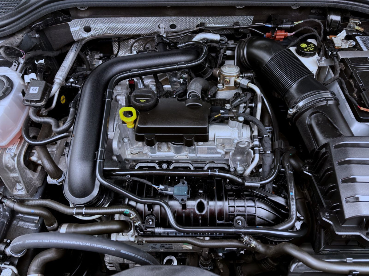 Thumb 18: Volkswagen Golf Variant 1.0 TSI LIFE AHK KAMERA NAVI PDC
