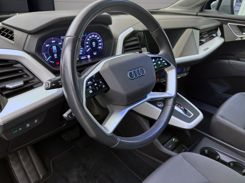 Bild 13: Audi Q4 e-tron 40 PANO AHK NAVI+ KAMERA MATRIX