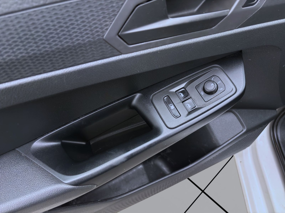 Thumb 9: Volkswagen Caddy Cargo 2.0 TDI SITZHZG PDC DAB+ GANZJR