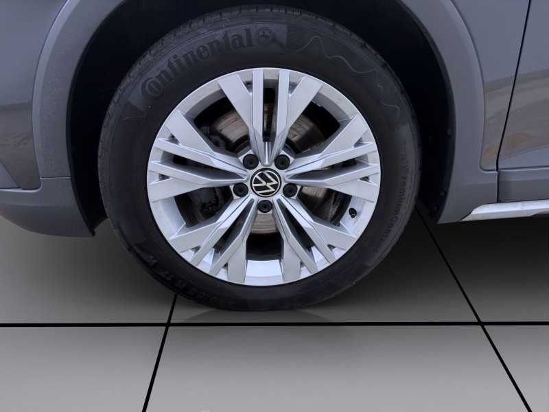Bild 8: Volkswagen Passat Variant 2.0 TDI DSG 4M ALLTRACK STDHZG PANO AHK NAVI