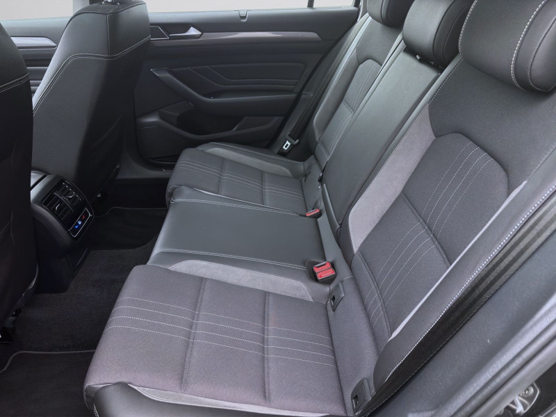 Bild 15: Volkswagen Passat Variant 2.0 TDI DSG 4M ALLTRACK STDHZG PANO AHK NAVI