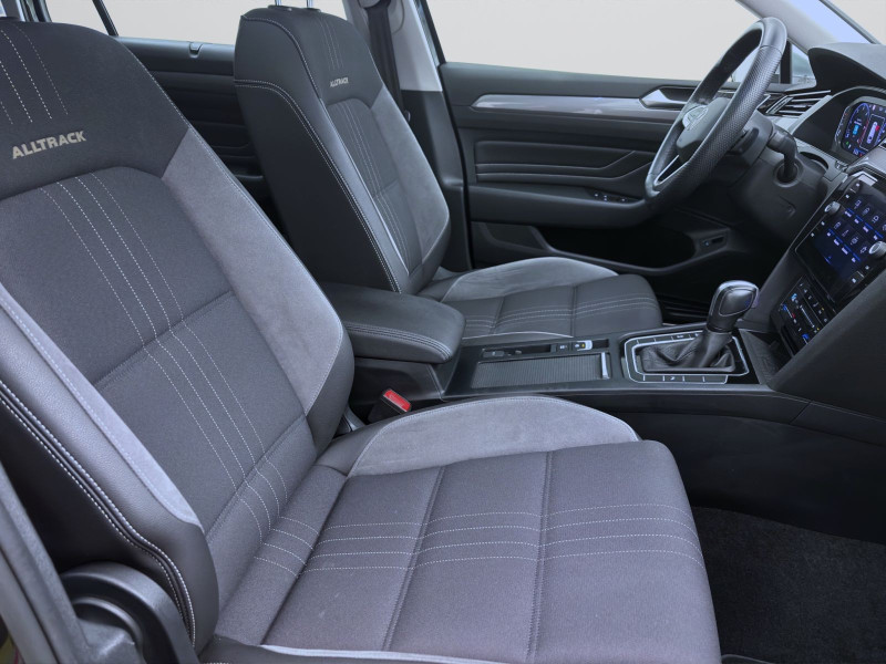 Bild 16: Volkswagen Passat Variant 2.0 TDI DSG 4M ALLTRACK STDHZG PANO AHK NAVI