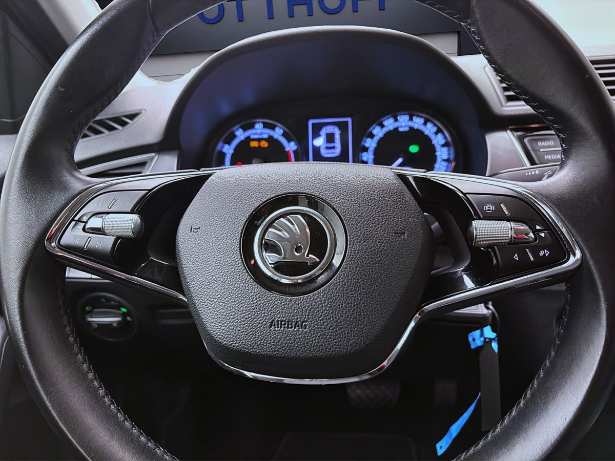 Thumb 12: Škoda Fabia Combi 1.0 TSI DSG BEST OF NAVI PDC SITZHZG KLIMA
