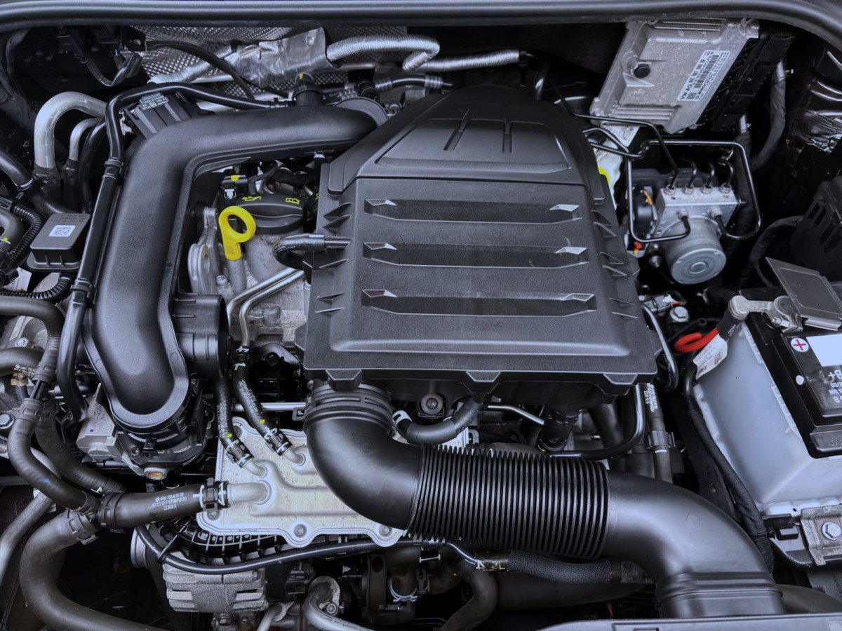 Thumb 18: Škoda Fabia Combi 1.0 TSI DSG BEST OF NAVI PDC SITZHZG KLIMA