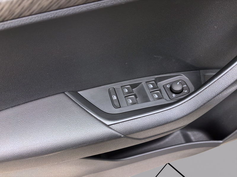 Bild 9: Škoda Karoq 1.5 TSI DSG STYLE STDHZG PANO AHK NAVI