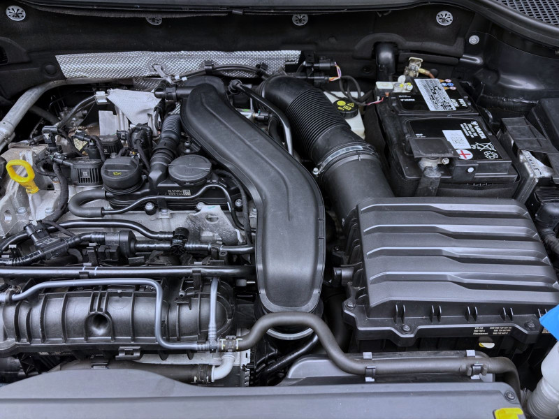 Bild 17: Škoda Karoq 1.5 TSI DSG STYLE STDHZG PANO AHK NAVI