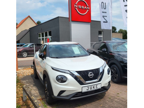 Automodell: Juke in der Farbe weiß